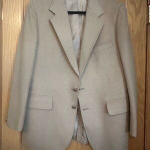 Elegant Beige Men's Blazer